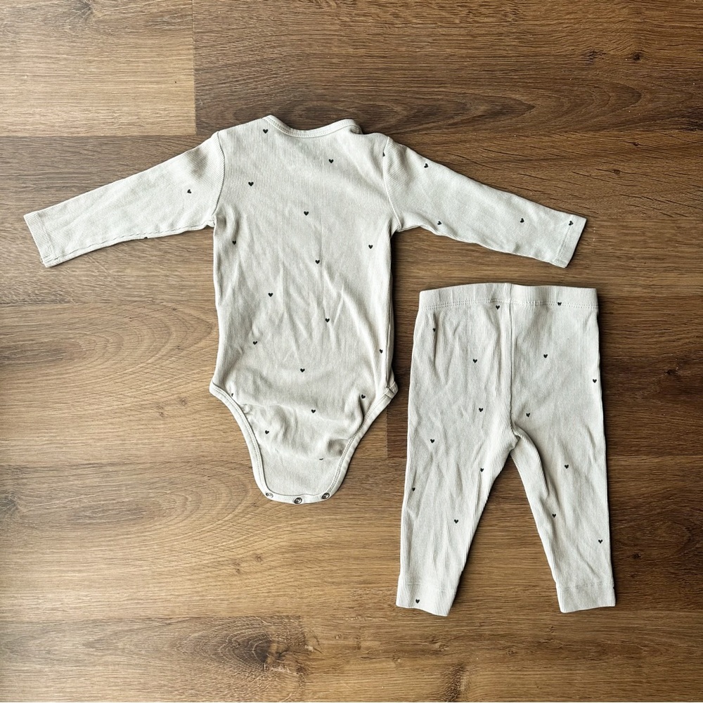 H&M Kids | Matching Set - Picture 2 of 3